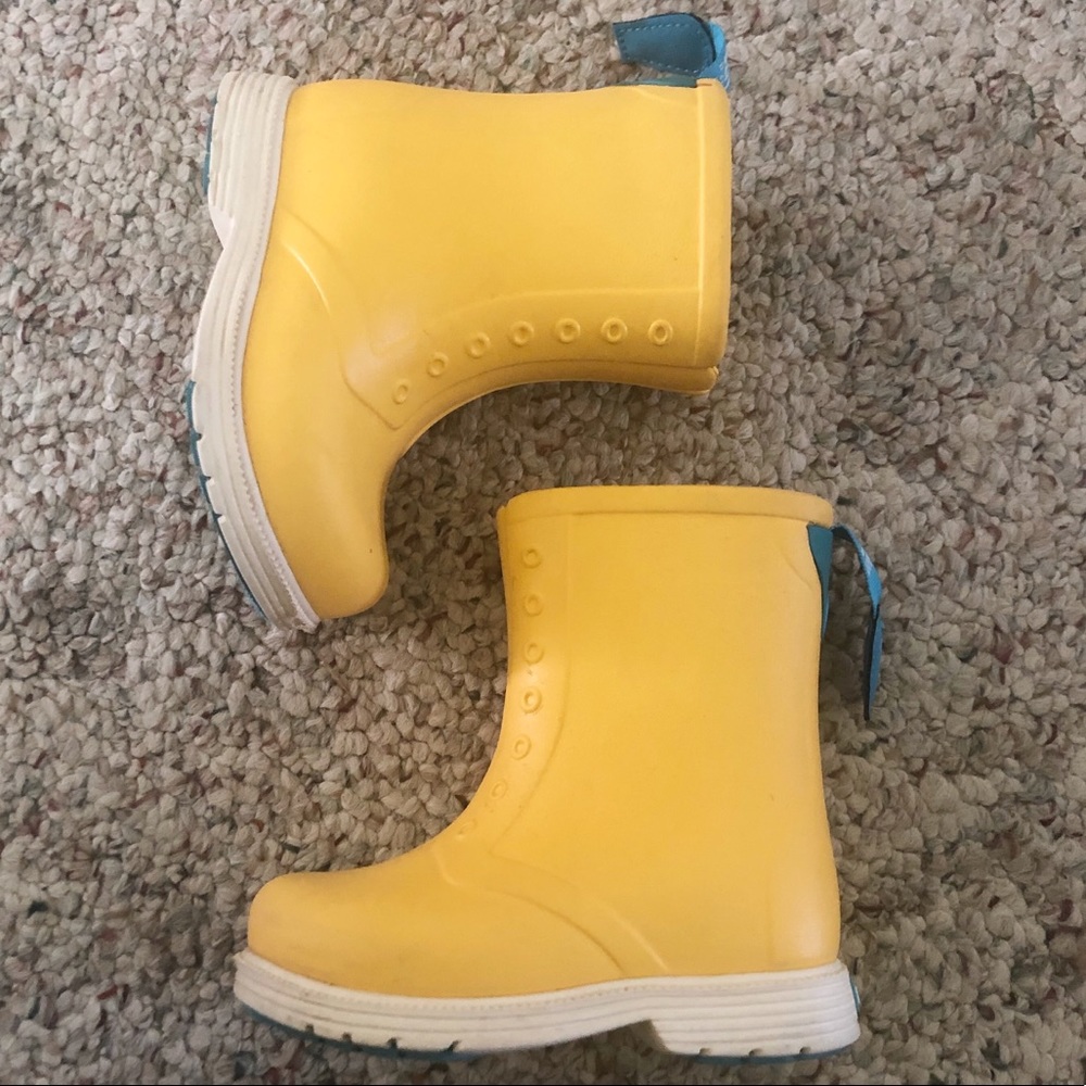 Native Shoes Yellow Rain Boots C8